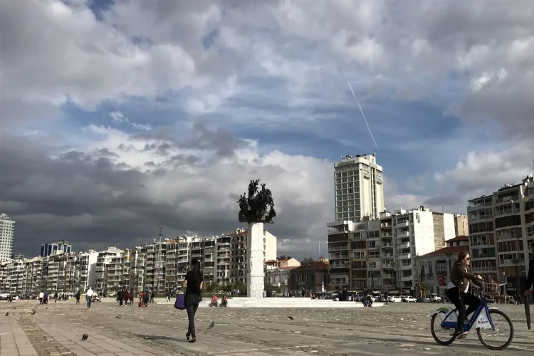 İzmir'de bugün hava nasıl olacak? İşte saatlik hava durumu 02.09.2023 haberinin görseli