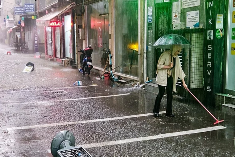 Uşak, Eylül'ün ilk yağmurundan nasibini aldı