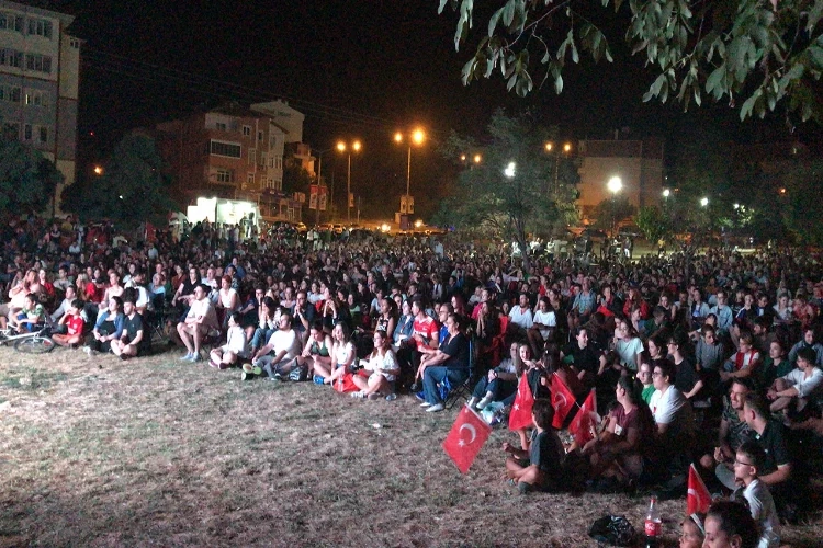Edirne’de şampiyonluk coşkuyla kutlandı haberinin görseli