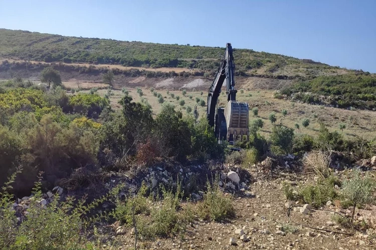 Didim’de hazine arazisinde izinsiz kazı!