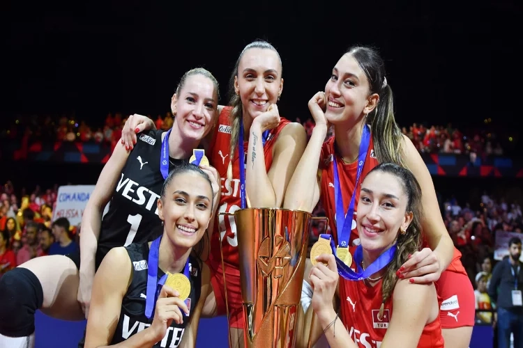 Dünya “Filenin Sultanlarını” konuşuyor: Sultanlar destan yazdı! haberinin görseli