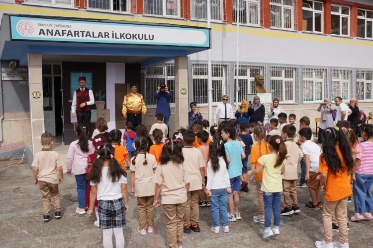 Çarşamba Belediyesi'nden eğitim desteği haberinin görseli