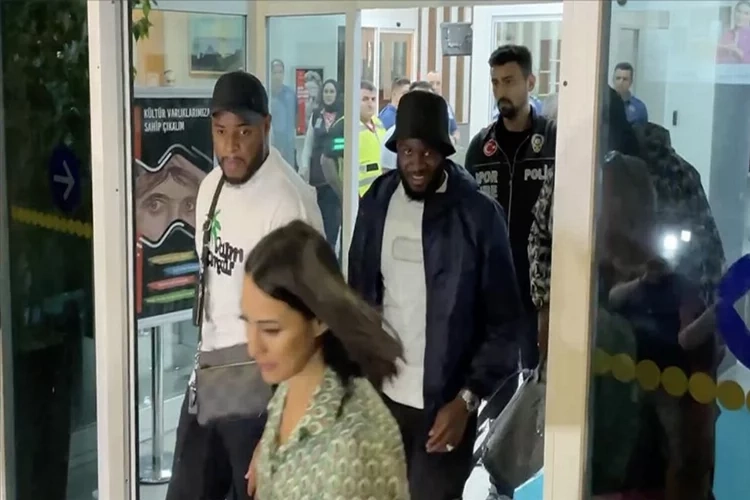 Ndombele resmen Galatasaray'da haberinin görseli