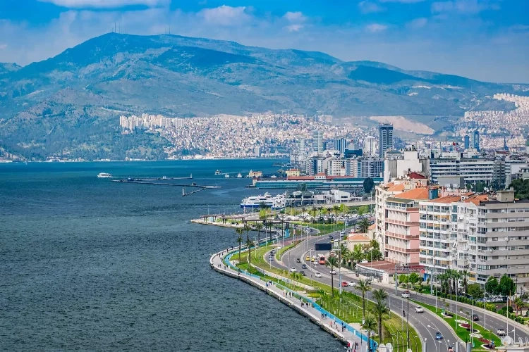 İzmir’de en sevilen 10 AVM haberinin görseli