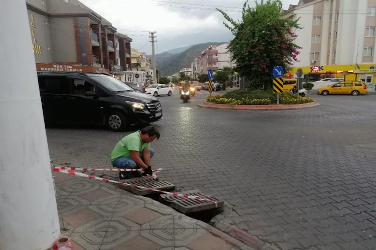 Muğla'da yağış sonrası yoğun mesai haberinin görseli