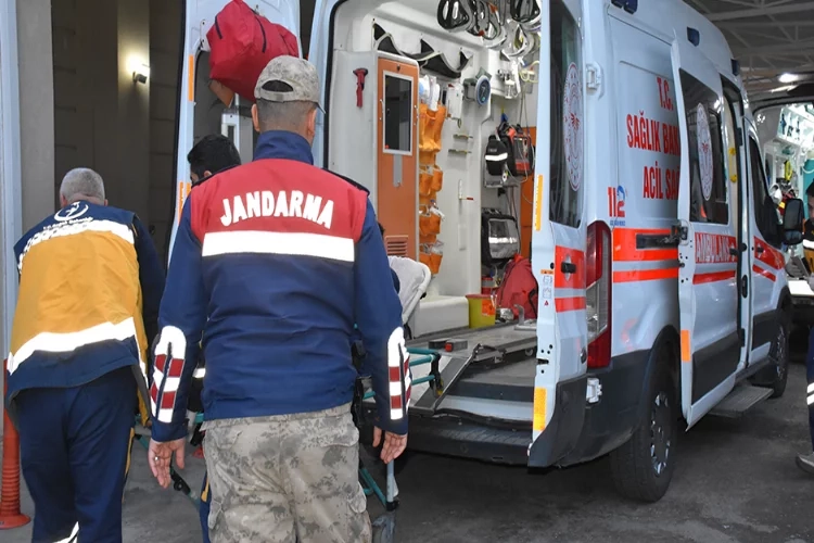 Şanlıurfa’da feci kaza! 1 yaşındaki bebek kamyonetin altında kaldı