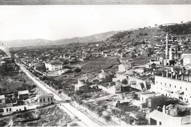 101 yıl önce Aydın'ı böyle yakıp yıkıp gittiler haberinin görseli