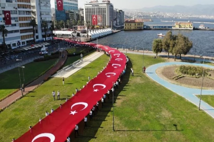 İzmir 9 Eylül’ü bekliyor! İşte kutlama programı haberinin görseli