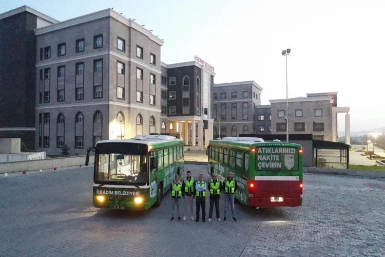 Samsun'da atıkları getirip harçlıkları aldılar haberinin görseli