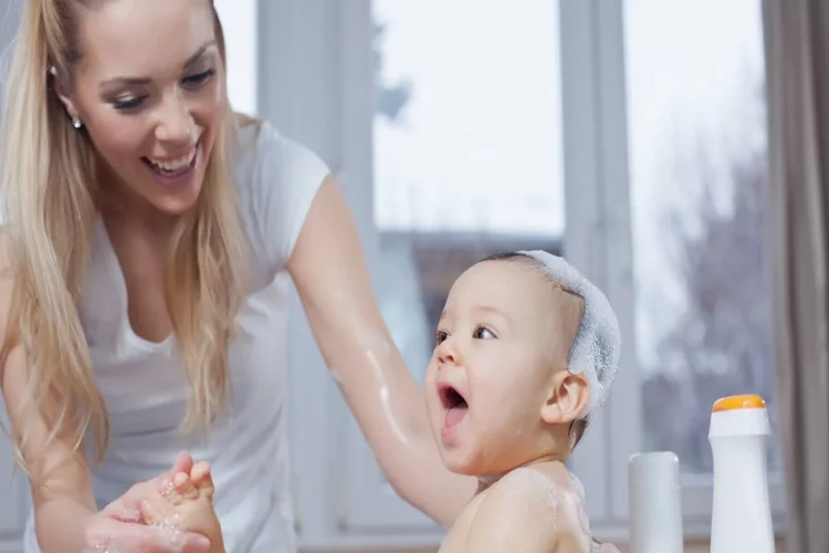 Bebek Hijyeninde Nelere Dikkat Edilmeli? Bebeklerde bakımda nelere dikkat edilmeli? Temel ipuçları ve öneriler haberinin görseli