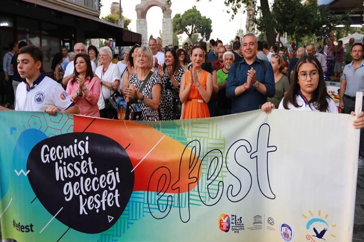 EFEST 2023, coşkuyla ve bereketiyle başladı haberinin görseli