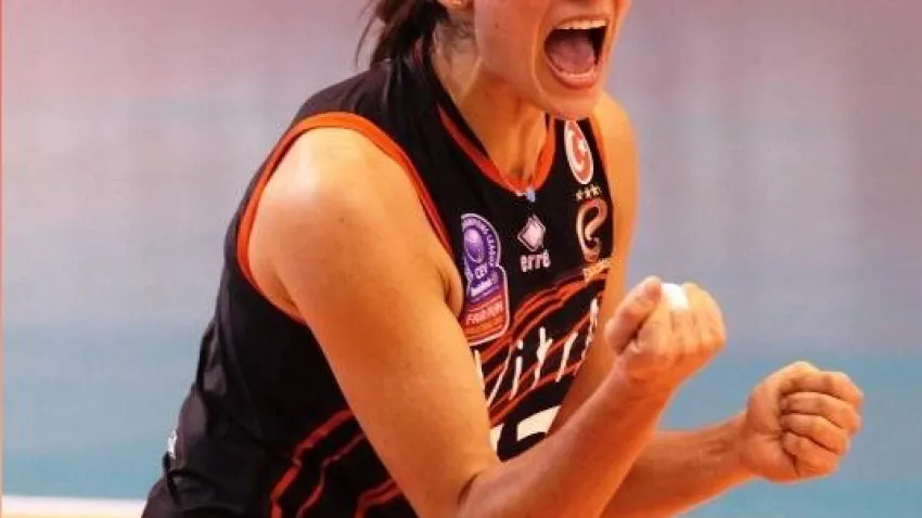 esra gümüş kırıcı