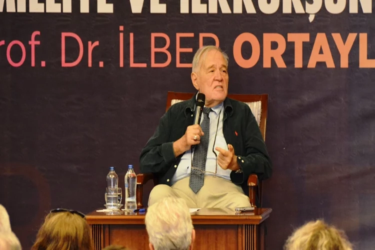 İlber Ortaylı Ödemiş’te konuştu: Tarih arama motorlarından öğrenilmez haberinin görseli