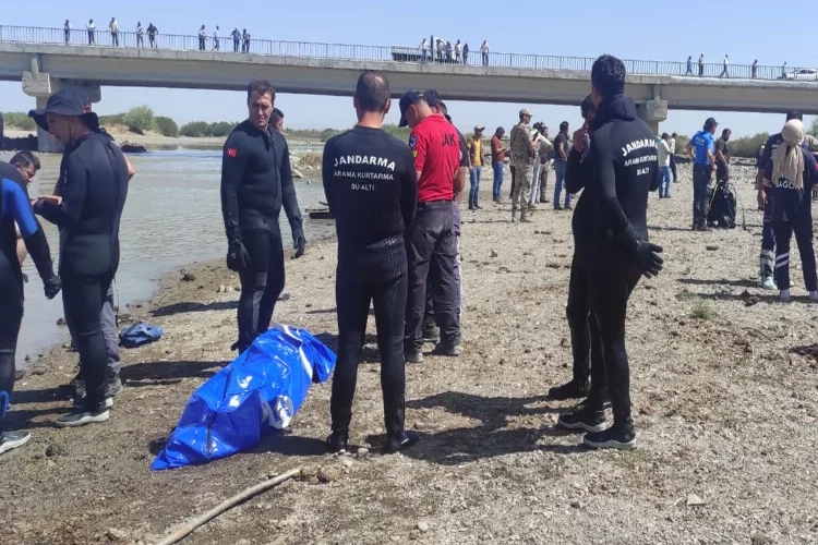 Muş'ta serinlemek için Murat Nehri’ne giren genç boğuldu haberinin görseli