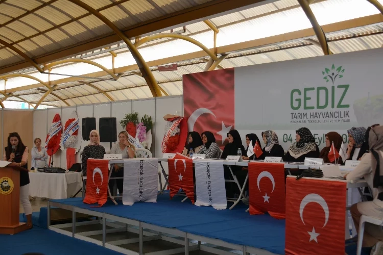 Gediz'de kadın çiftçiler için bilgi yarışması haberinin görseli