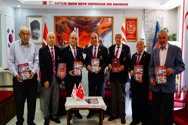 Kıbrıs gazilerinin anıları bu kitapta toplandı haberinin görseli