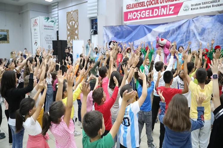 Samsun Kavak’ta çocuk festivali yapıldı haberinin görseli