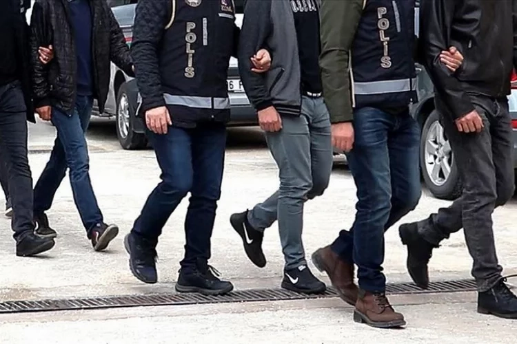 Denizli'de uyuşturucu operasyonu: 10 kişi tutuklandı! haberinin görseli
