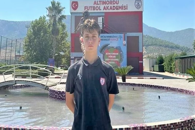 Çamlık’ın yıldızı Taha, Altınordu’ya imza attı haberinin görseli