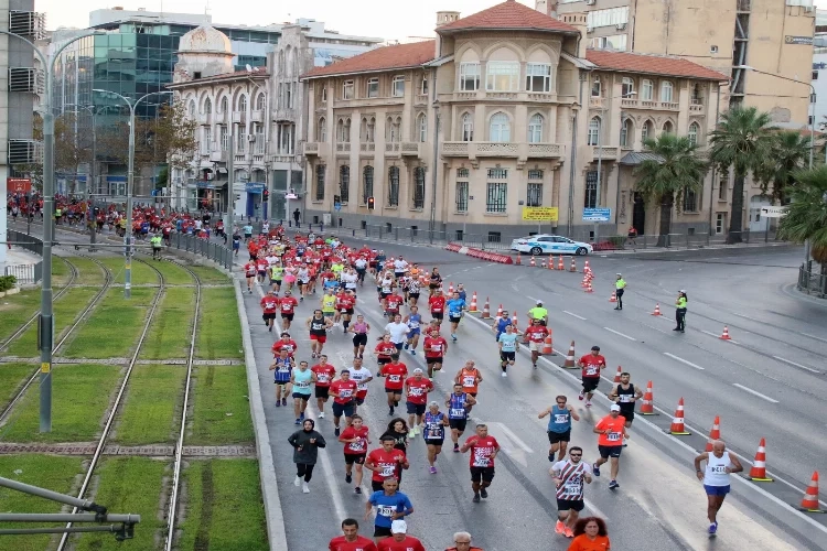 İzmir'de maraton heyecanına geri sayım