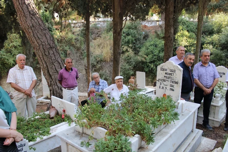 Söke Heyeti Milliye kurucusu Mehmet Ağa mezarında anıldı haberinin görseli