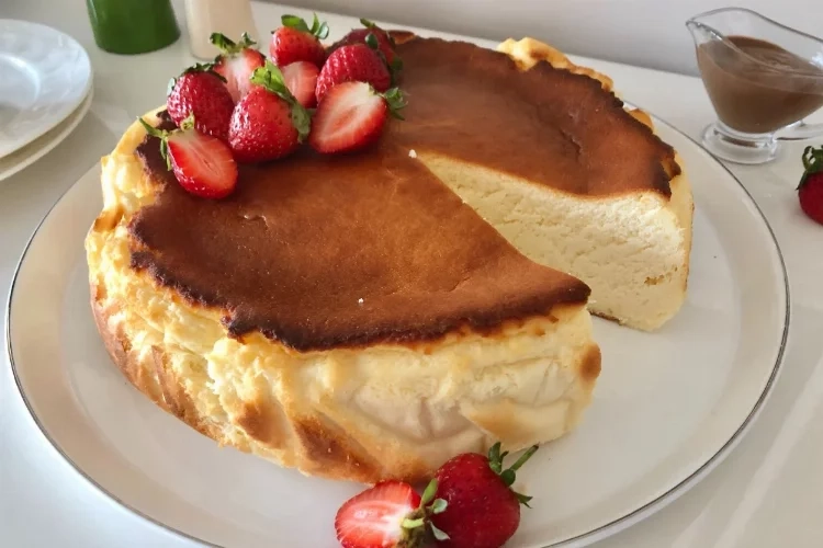 Yanık cheesecake olarak bilinen San Sebastian Cheesecake nasıl yapılır?