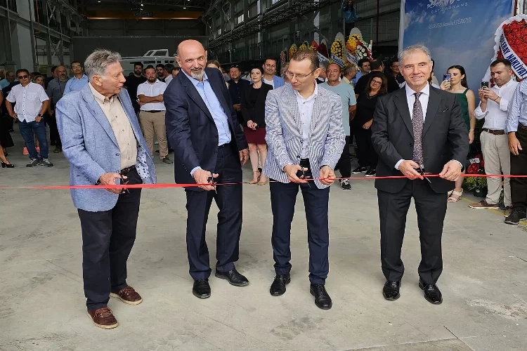 Avustralyalı katamaran devinden İzmir'de ilk yatırım haberinin görseli