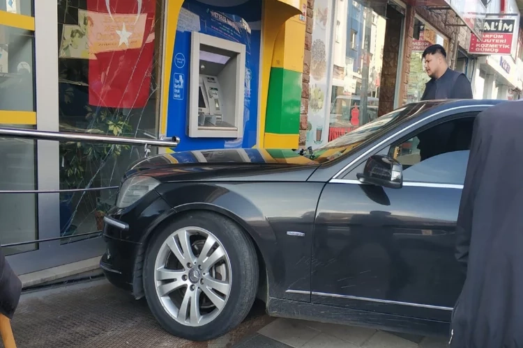 Sivas’ta faciadan kıl payı dönüldü haberinin görseli