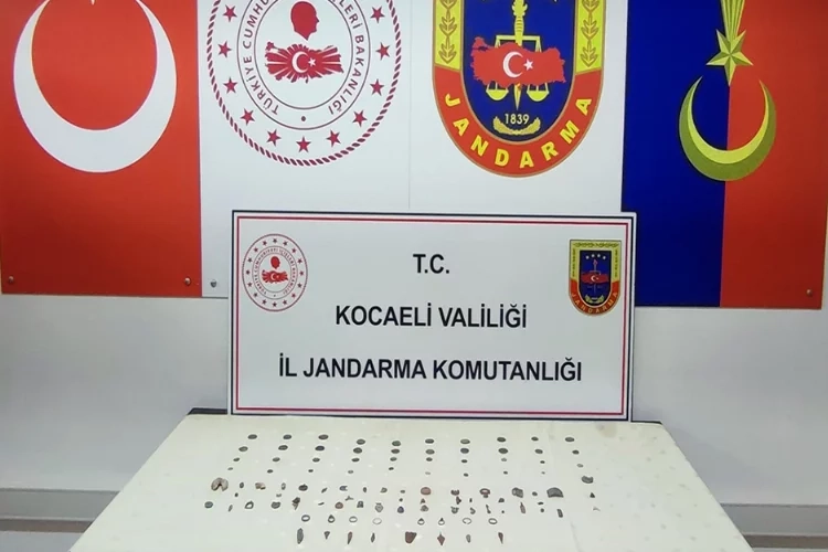 Şüphe üzerine durdurulan şahsın üstünden bakın ne çıktı haberinin görseli
