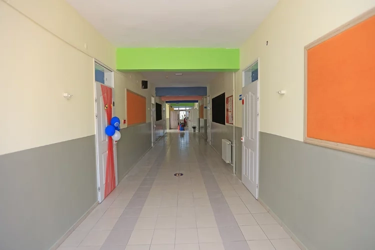 Güzelbahçe Belediyesi, yeni sezona okulları hazırlıyor haberinin görseli