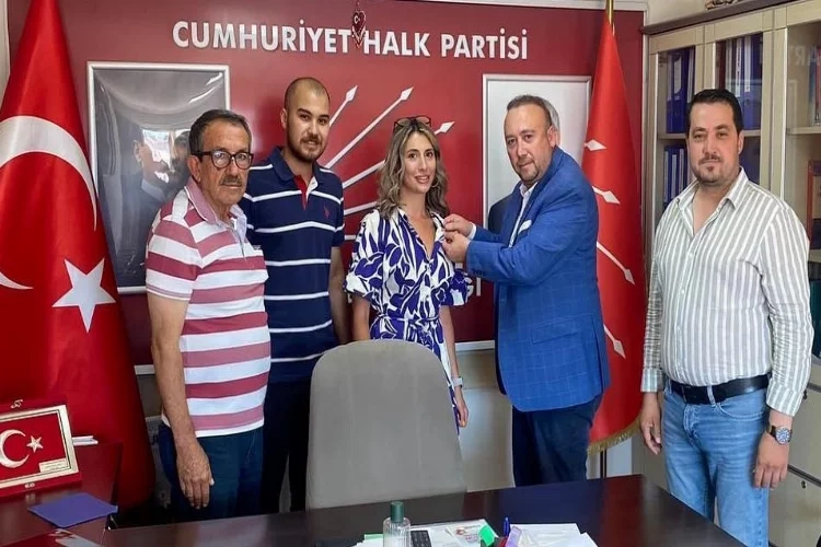 CHP’den istifa eden avukat AK Parti’ye üye oldu