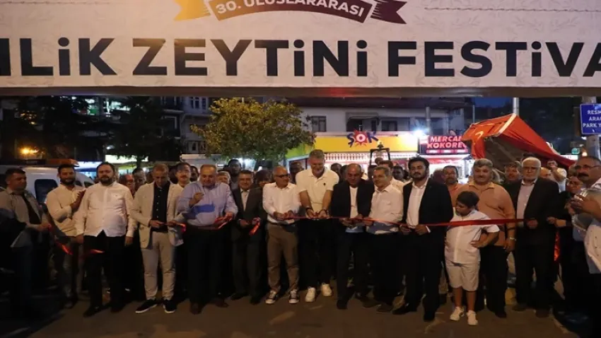 Gemlik Zeytini Festivali renkli görüntülerle başladı haberinin görseli