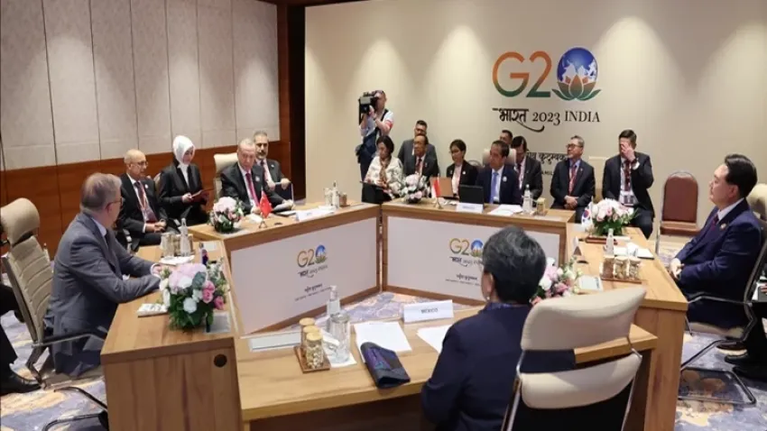 Cumhurbaşkanı Erdoğan: 2 milyar insanın en mukaddes değerlerine saldırılmasına izin verilmesi asla kabul edilemez haberinin görseli