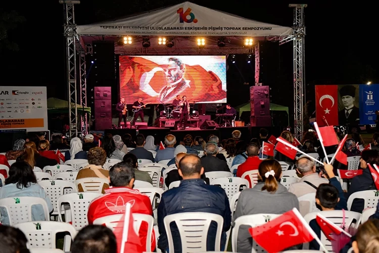 İmançer Eskişehir’de müzikseverlerle buluştu haberinin görseli