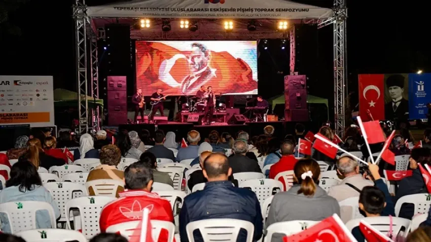 İmançer Eskişehir’de müzikseverlerle buluştu