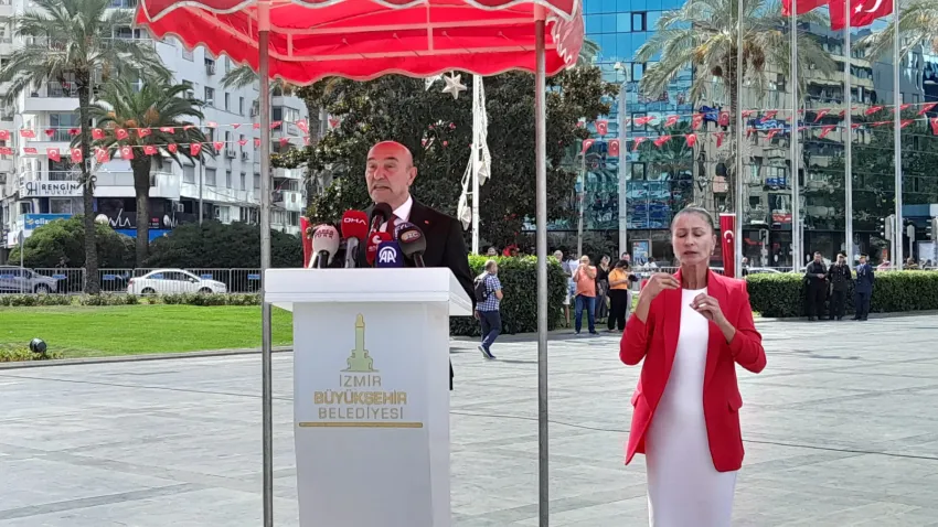 konuşma tunç soyer