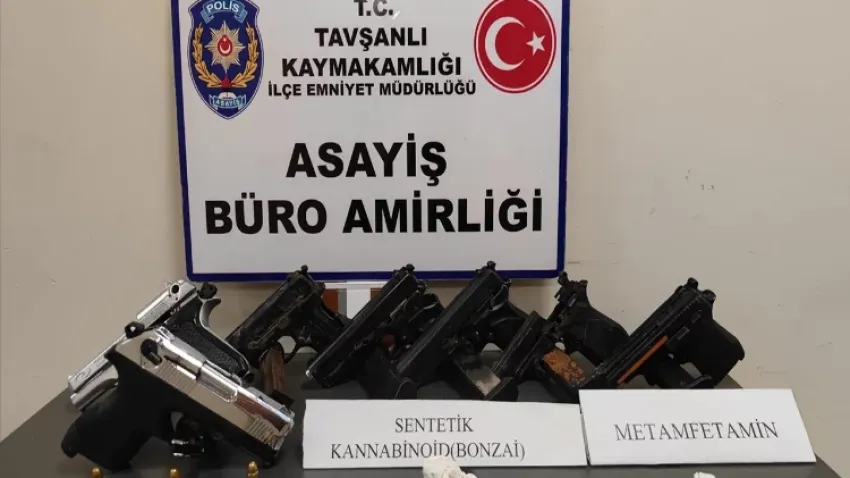 Kütahya’da uyuşturucu tacirleri engellendi haberinin görseli