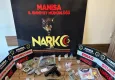 Manisa’da uyuşturucu tacirlerine darbe