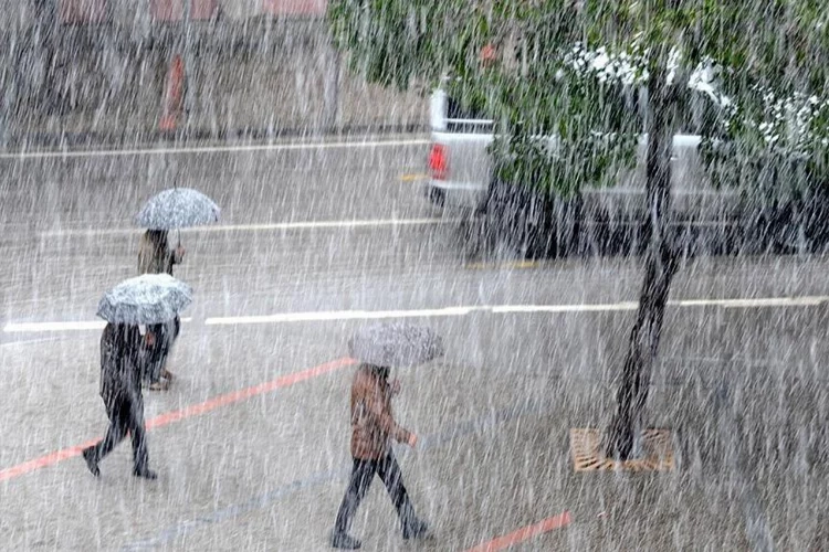 Meteoroloji Muğla için alarm verdi: Yağmur geliyor haberinin görseli