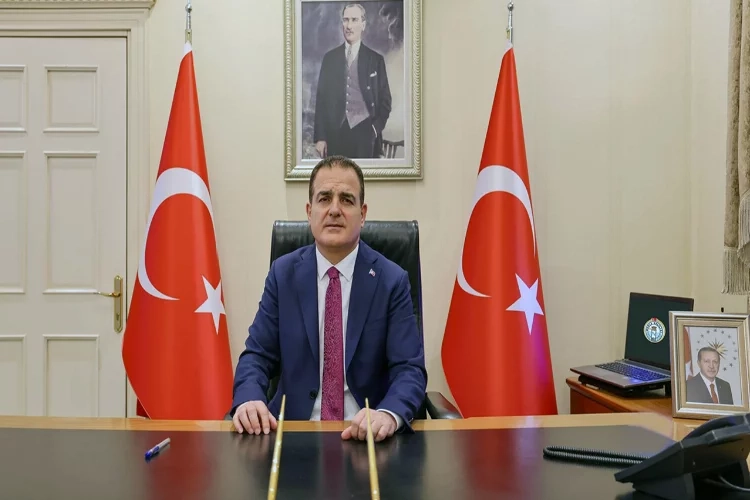 Vali Akbıyık’tan İlköğretim Haftası mesajı   haberinin görseli