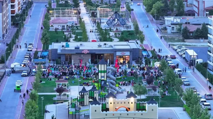 Konya’ya iki yeni mekan: Ulubatlıhasan Parkı ve Ulubatlıhasan Kafe Karatay