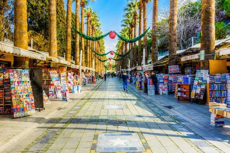 İzmir’e 2-3 saat uzaklıkta sonbaharda gidebileceğiniz 10 muhteşem adres
