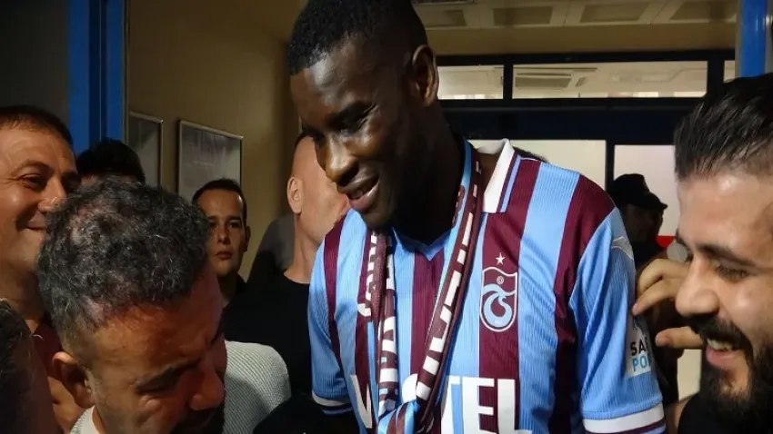 Trabzonspor’un yeni transferi Paul Onuachu, Trabzon’da haberinin görseli