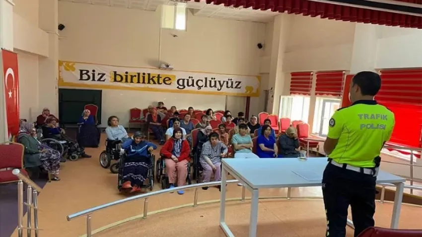 Özel bireylere trafik bilinci eğitimi haberinin görseli