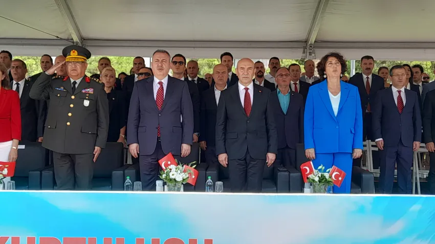 tunç soyer istiklal marşı