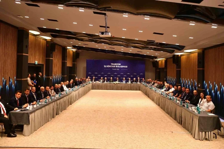 Cumhurbaşkanı Yardımcısı Yılmaz: “Aile ve Gençlik Bankası kanun teklifimizi meclisimize sunacağız” haberinin görseli