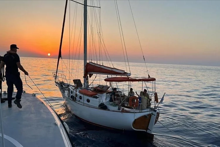 Muğla'da Yunanistan'a kaçmaya çalışan FETÖ şüphelileri yakalandı haberinin görseli