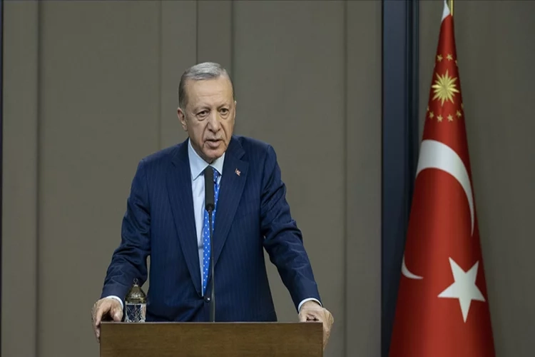 Cumhurbaşkanı Erdoğan yurda döndü haberinin görseli