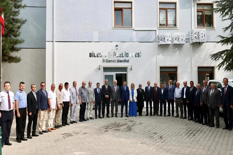 Bilecik Valisi Şefik Aygöl, güzel projeler geleceğini müjdeledi haberinin görseli
