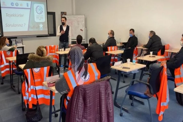 İzmir Model Fabrikası yepyeni sektörülerin kapısını açtı haberinin görseli